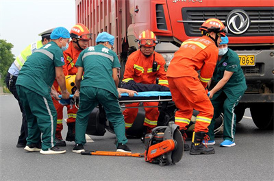 乐东沛县道路救援