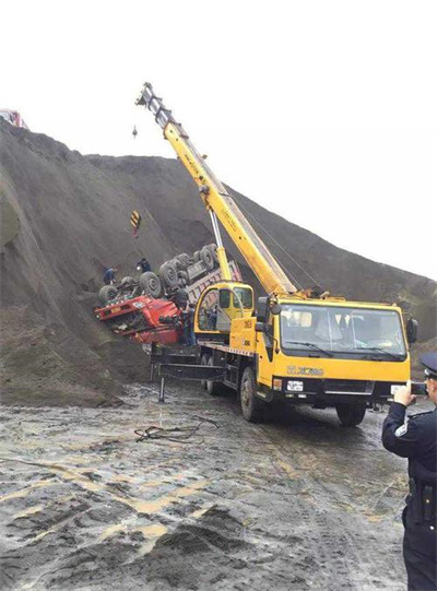 乐东上犹道路救援